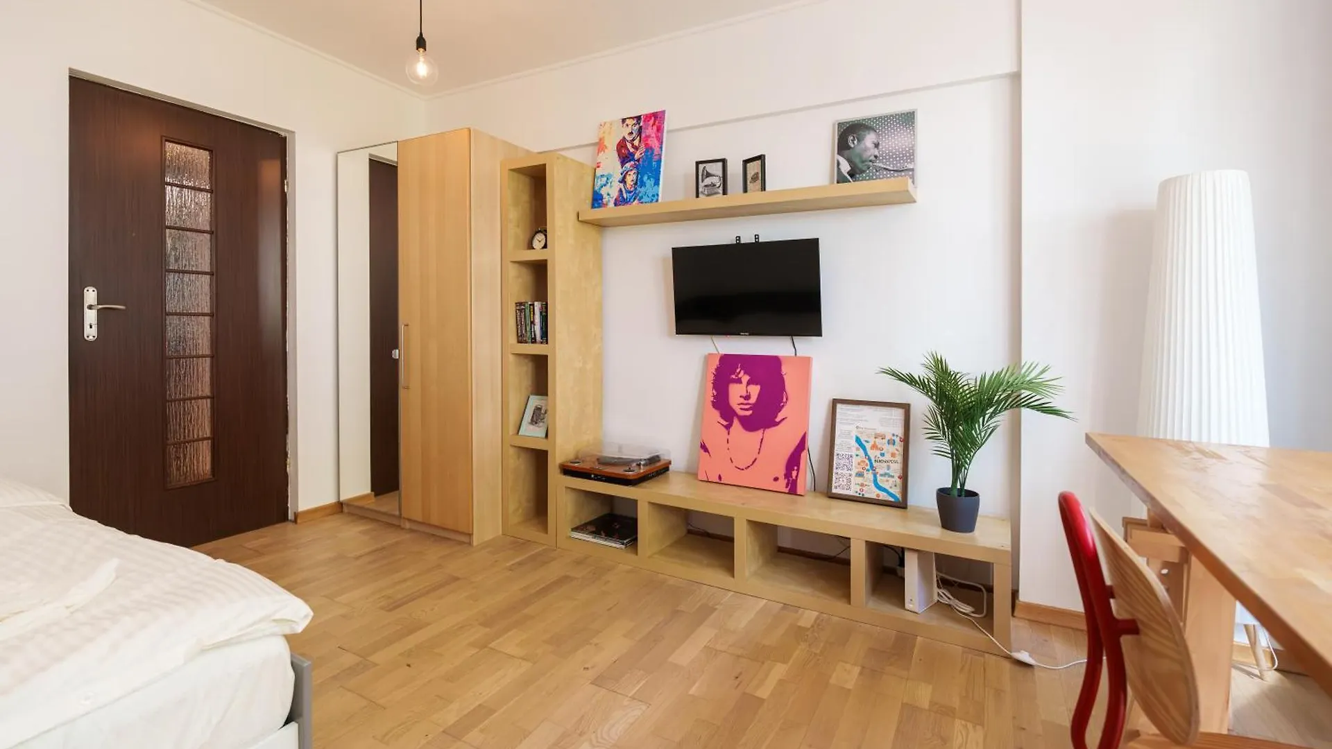 Jazzy Studio In The Heart Of Bukarest Rumænien
